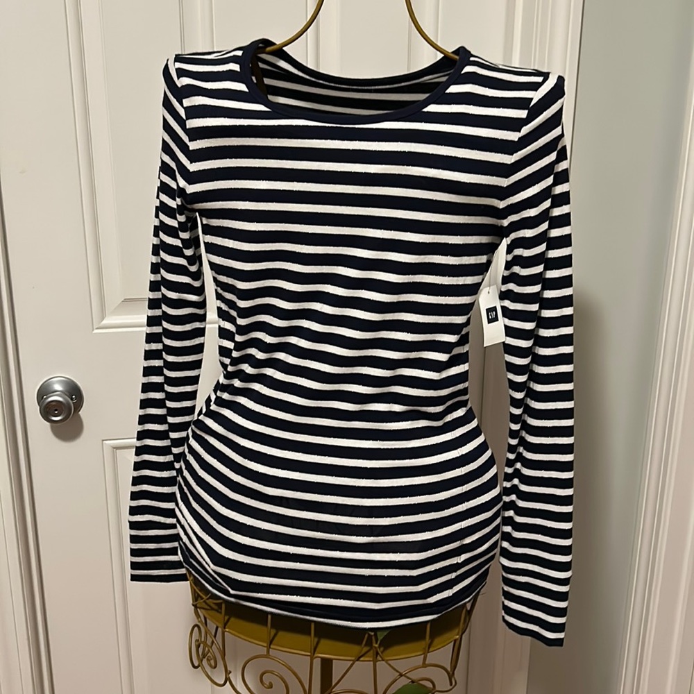 NWT! Navy blue striped tee